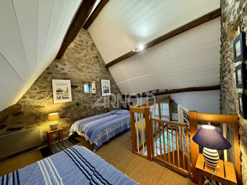 Maison - 99 m² - 4 pièces