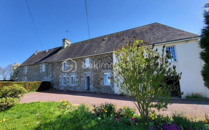 Maison en pierre - 235 m² - 10 pièces