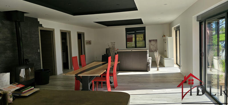 Maison - 122 m² - 5 pièces