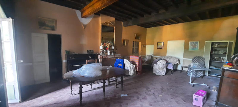 Maison de village - 460 m² - 20 pièces