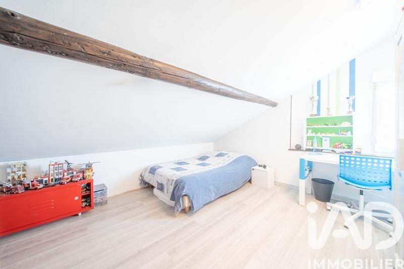 Maison - 104 m² - 5 pièces