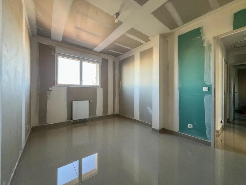 Maison - 110 m² - 8 pièces