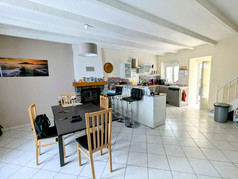 Maison - 120 m² - 4 pièces