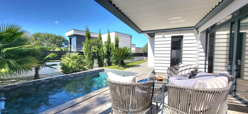 Maison - 165 m² - 6 pièces