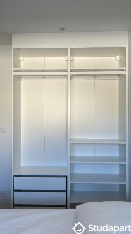 Chambre - 13 m² - 1 pièce