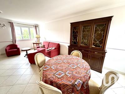 Appartement - 83 m² - 4 pièces