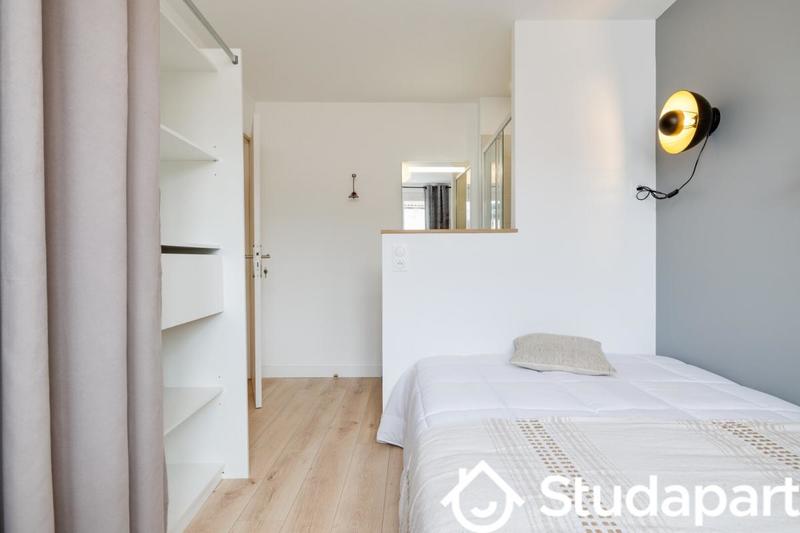 Chambre - 11 m² - 1 pièce