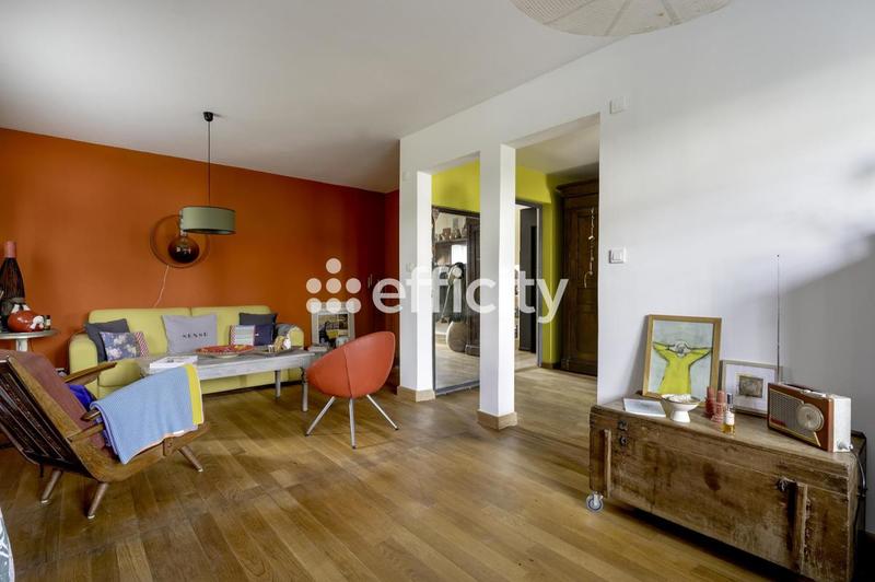 Maison - 152 m² - 6 pièces