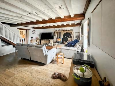 Maison - 198 m² - 6 pièces