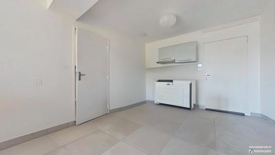 Studio - 30 m² - 1 pièce