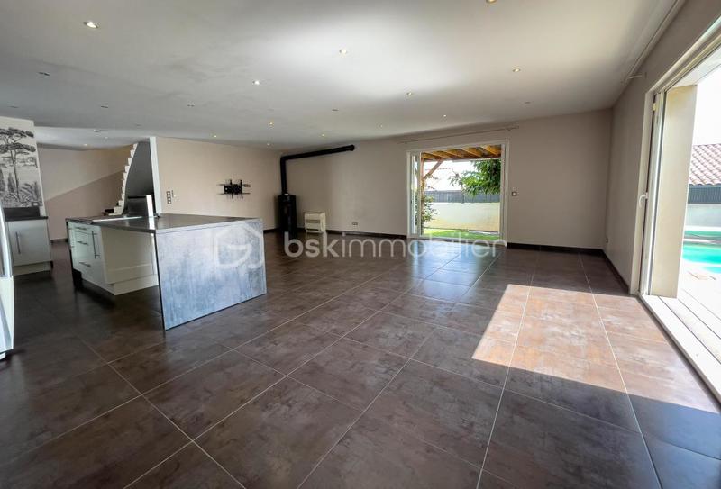 Villa - 150 m² - 5 pièces