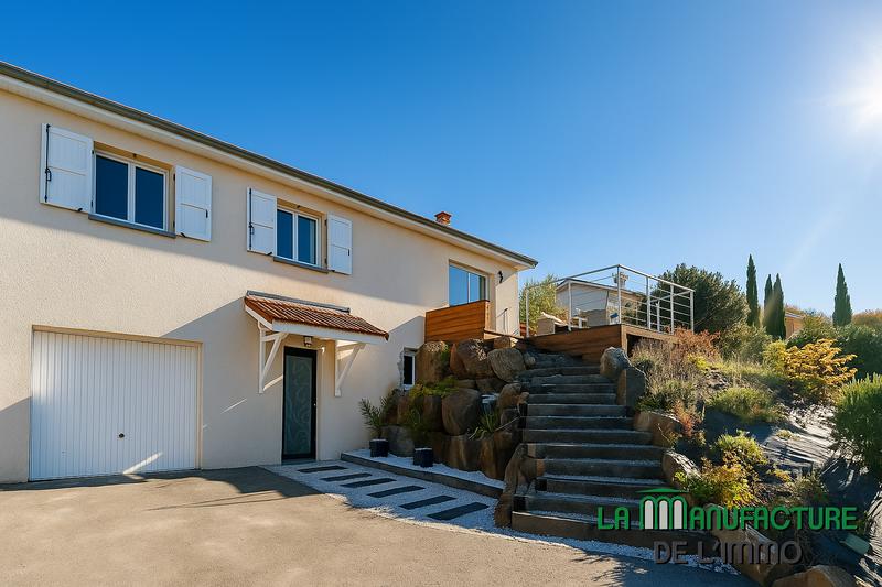 Maison - 145 m² - 5 pièces