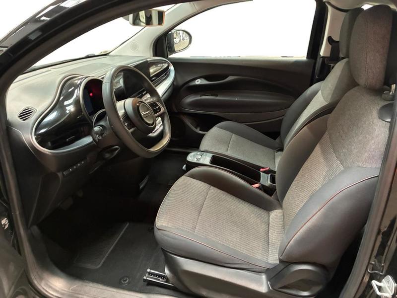 Fiat 500 500e 3+1 e 118 ch Icône