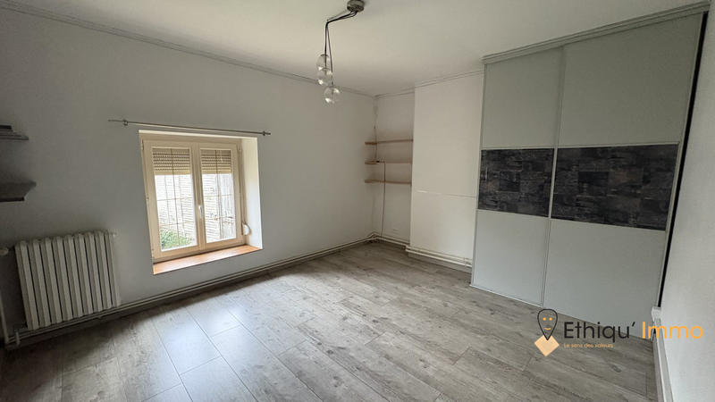 Maison ancienne - 207 m² - 8 pièces