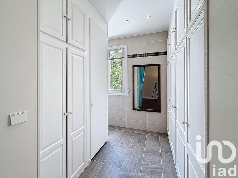 Appartement - 95 m² - 4 pièces