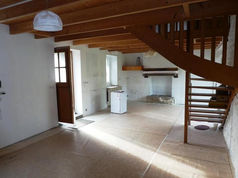 Maison en pierre - 90 m² - 4 pièces