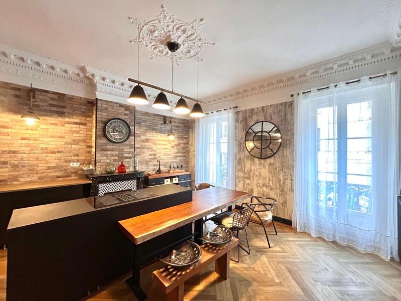 Appartement - 115 m² - 3 pièces