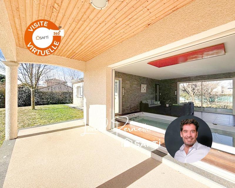 Maison - 220 m² - 10 pièces