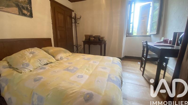 Maison - 124 m² - 9 pièces