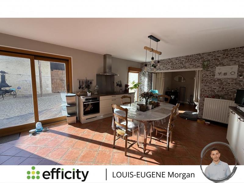 Maison - 209 m² - 8 pièces