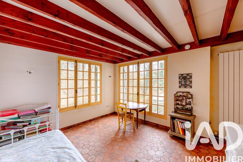Maison - 198 m² - 8 pièces