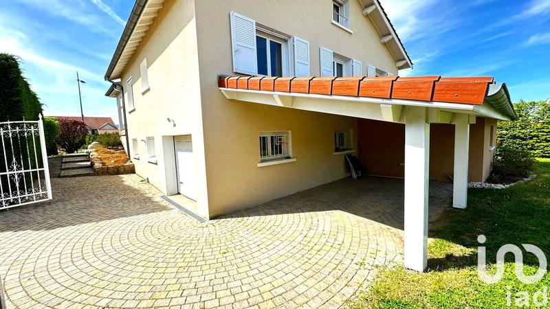 Maison - 178 m² - 8 pièces