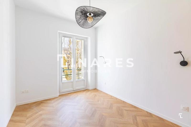 Appartement - 82 m² - 4 pièces