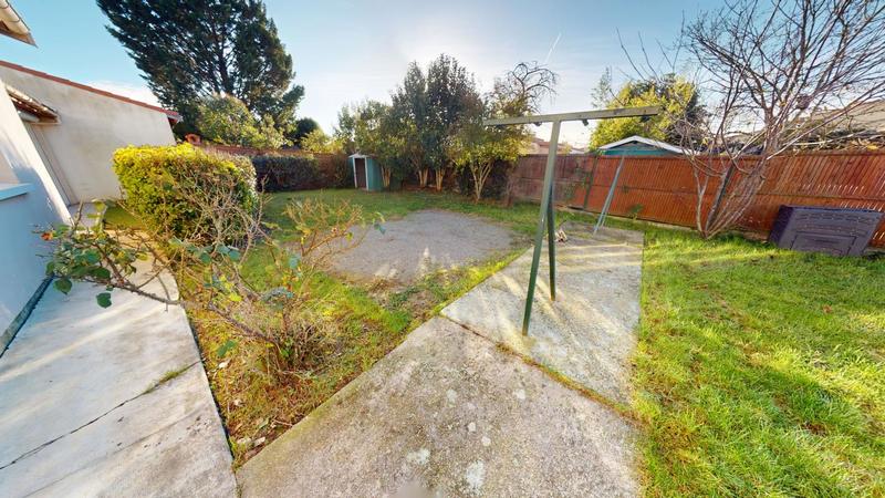 Maison - 95 m² - 5 pièces