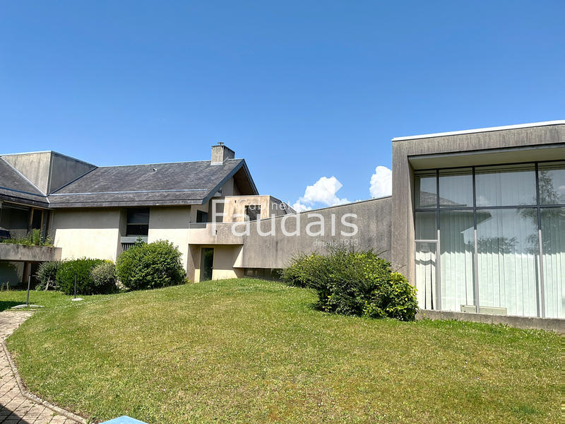 Immeuble - 1 100 m²