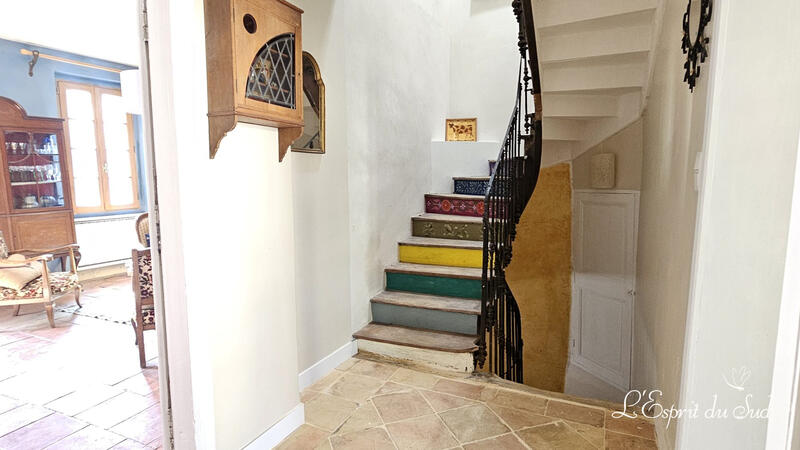 Maison - 196 m² - 8 pièces