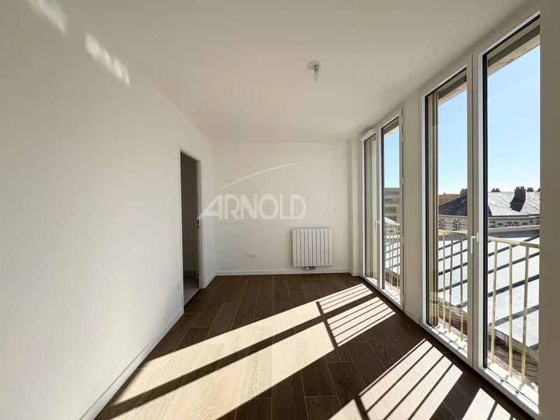 Appartement - 103 m² - 4 pièces