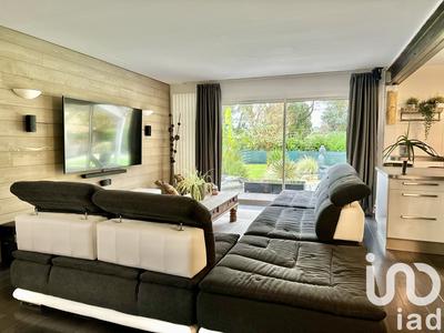 Maison - 250 m² - 9 pièces