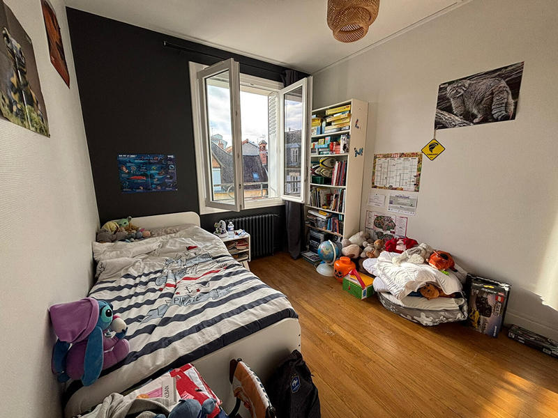 Maison - 163 m² - 7 pièces