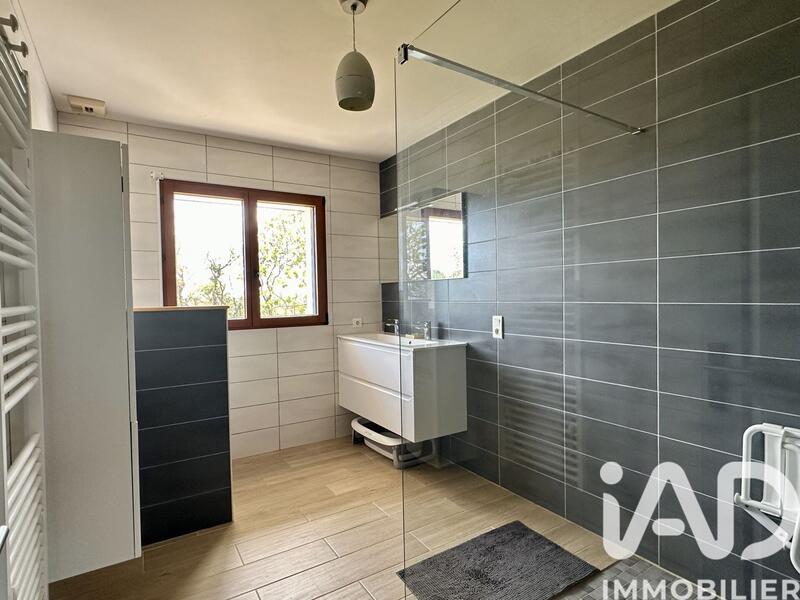 Maison - 136 m² - 7 pièces