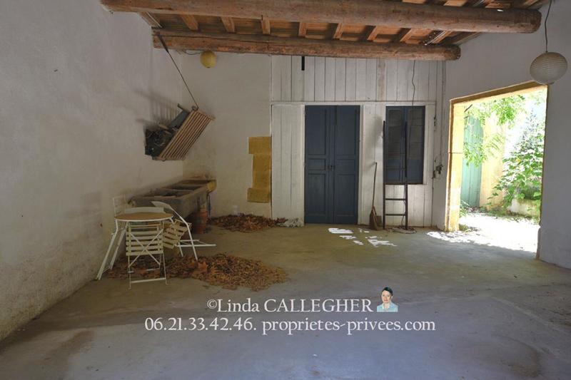 Demeure - 279 m² - 9 pièces