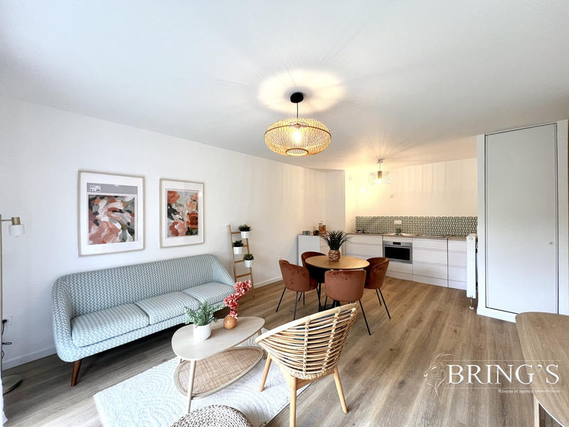 Appartement - 60 m² - 3 pièces