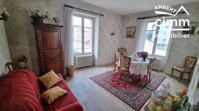 Maison - 180 m² - 12 pièces