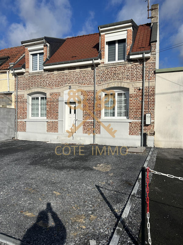 Maison - 100 m² - 4 pièces