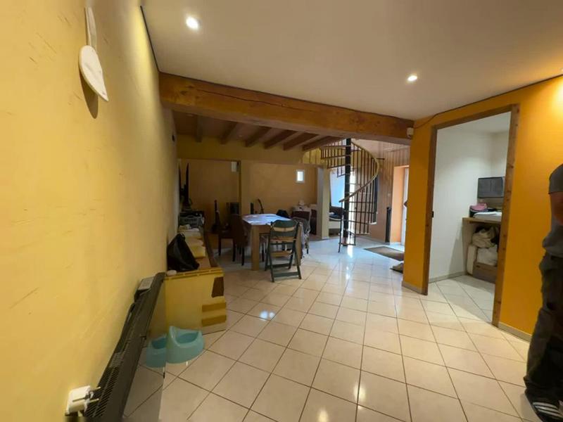 Maison - 160 m² - 7 pièces
