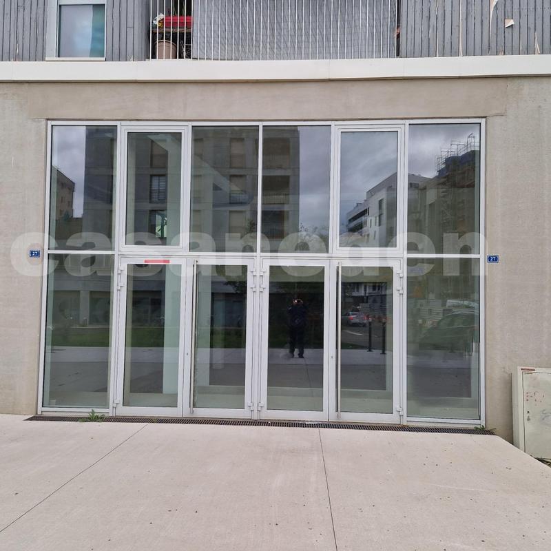 Local commercial - 433 m²