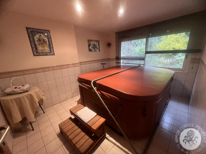 Fonds de commerce - Magasins - 577 m²