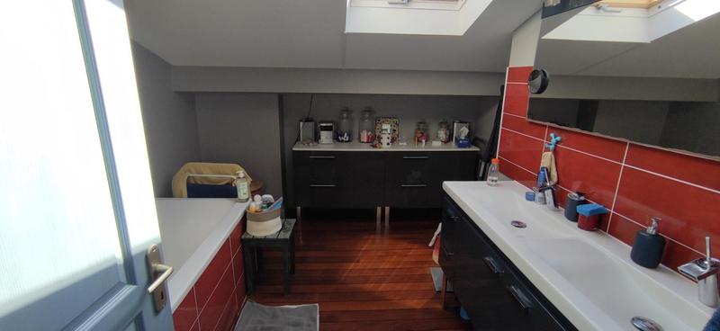 Maison - 176 m² - 7 pièces