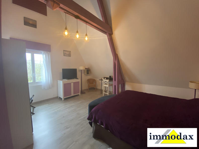 Maison - 450 m² - 10 pièces
