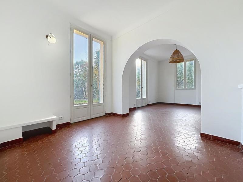 Maison - 165 m² - 6 pièces