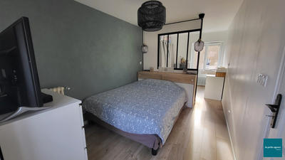 Maison - 147 m² - 8 pièces