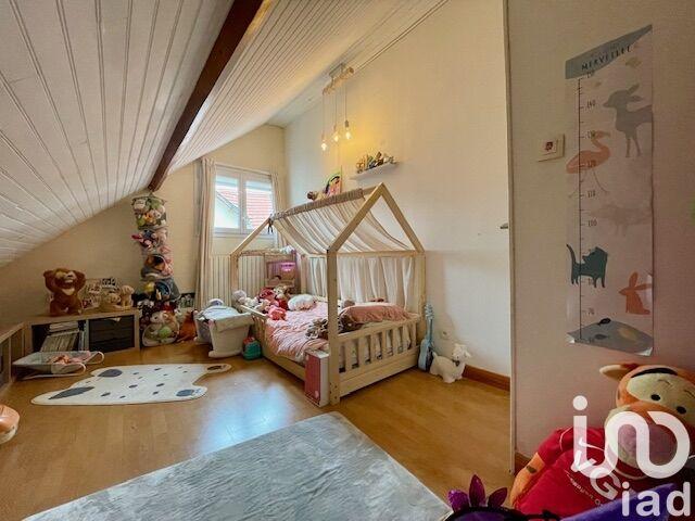 Maison - 93 m² - 4 pièces