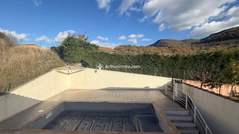 Maison - 117 m² - 5 pièces