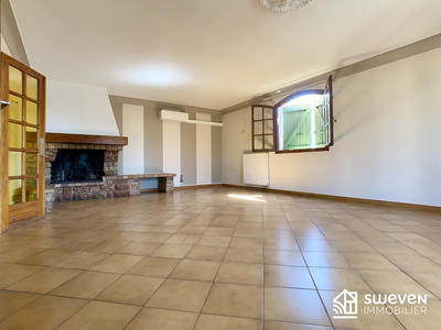 Maison ancienne - 197 m² - 7 pièces