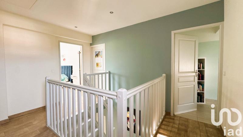 Maison - 215 m² - 6 pièces