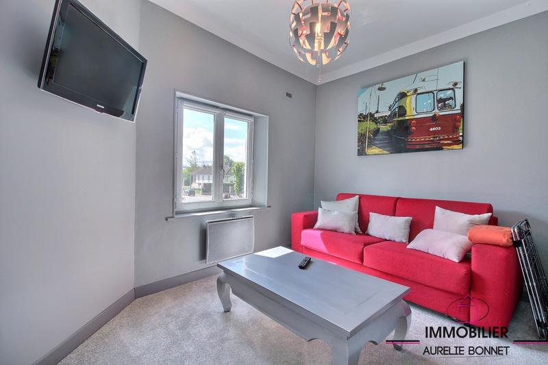 Loft - 241 m² - 7 pièces